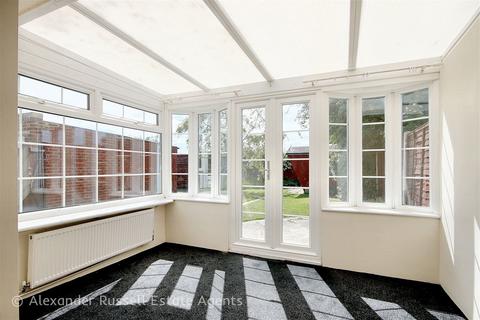 2 bedroom semi-detached bungalow for sale, Michelle Gardens, Margate, CT9