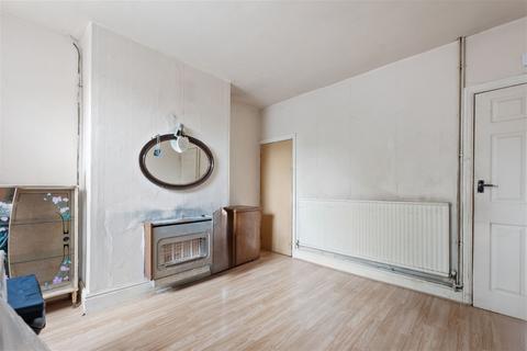 3 bedroom terraced house for sale, Wilford Crescent East, Nottingham, Nottinghamshire, NG2 2EF