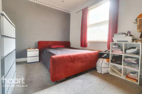 2 bedroom apartment for sale, Ross Road, South Norwood