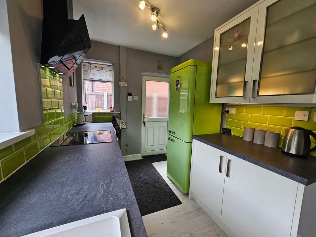 Preston, Preston PR5 2 bed semidetached house to rent £850 pcm (£196 pw)