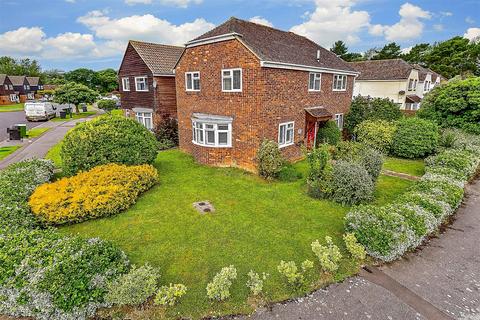 3 bedroom detached house for sale, Bradlond Close, Bognor Regis, West Sussex