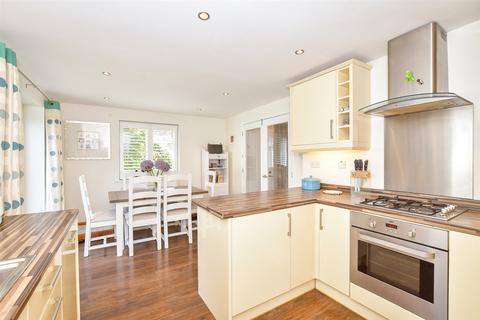 3 bedroom detached house for sale, Bradlond Close, Bognor Regis, West Sussex