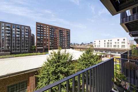 1 bedroom apartment for sale, Banyan Court, Royal Wharf, E16