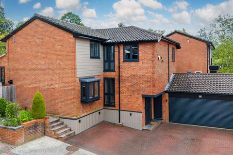 5 bedroom detached house for sale, Greenham Wood, Bracknell RG12