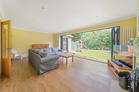 4 bedroom detached house for sale, Chailey Place, Walton On Thames, KT12