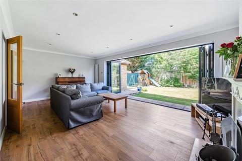 18 Chailey Place, Hersham, Walton-on-thames, KT12 4LQ