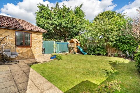 18 Chailey Place, Hersham, Walton-on-thames, KT12 4LQ