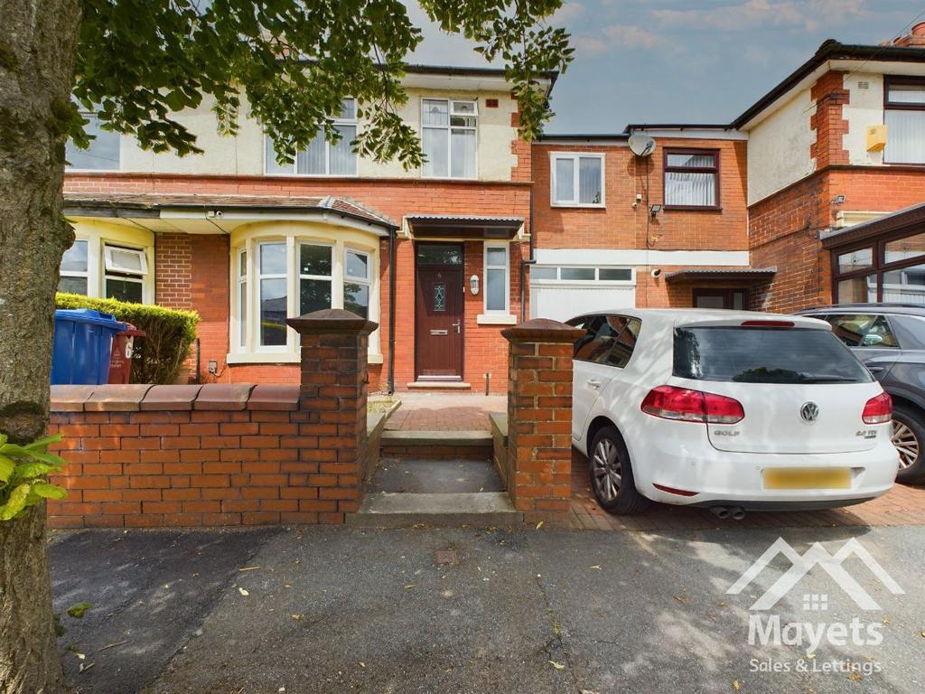 East Park Avenue, Blackburn... 3 bed semidetached house £1,100 pcm