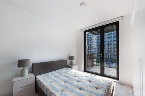 2 bedroom apartment to rent, Masthead House, Royal Wharf, London, E16