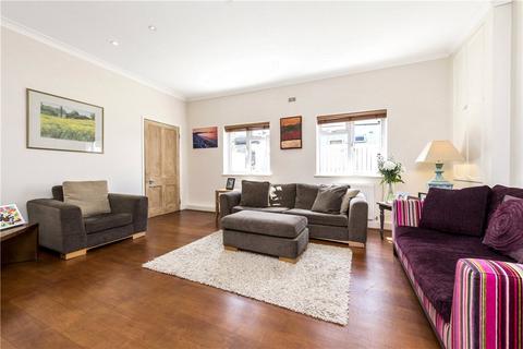 4 bedroom detached house for sale, St. James's Drive, London, SW17