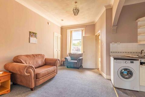 undefined, 0942L Main Street, Falkirk, FK1 4QJ