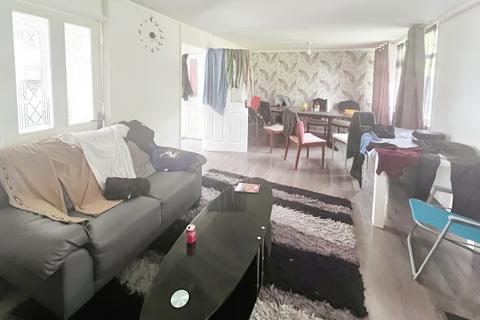 3 bedroom end of terrace house for sale, 68 Hornsey Close, Wyken, Coventry, West Midlands CV2 1JD