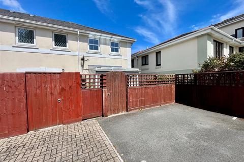 2 bedroom end of terrace house for sale, Babbacombe Road, Torquay TQ1