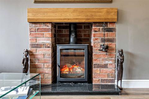 1 Cwrt Arthur, Rhewl, Ruthin, LL15 2UJ