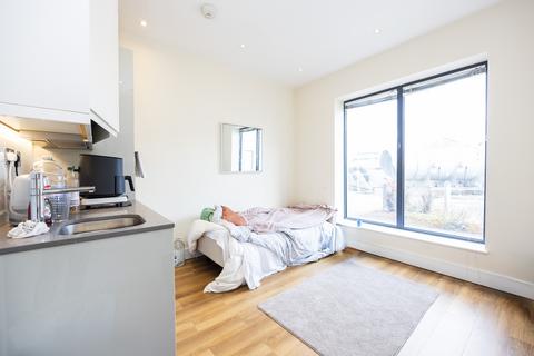 1 bedroom flat for sale, Bath Road, Slough SL1