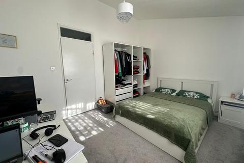 1 bedroom flat to rent, Northwood HA6