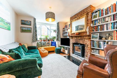 28 Ackender Road, Alton, GU34 1JS