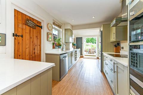 28 Ackender Road, Alton, GU34 1JS