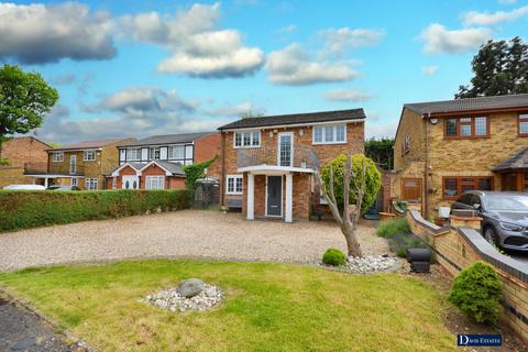 4 bedroom detached house for sale, Barleycorn Way, Emerson Park, Hornchurch