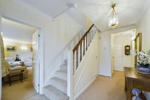 4 bedroom house for sale, Weald Rise, Haywards Heath, RH16