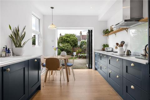 29 Hunter Road, Thornton Heath, CR7 8QJ