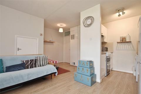 1 bedroom maisonette for sale, St Johns, Woking GU21