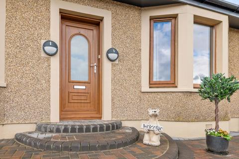 5 bedroom detached house for sale, Stirling Road, Larbert, FK5