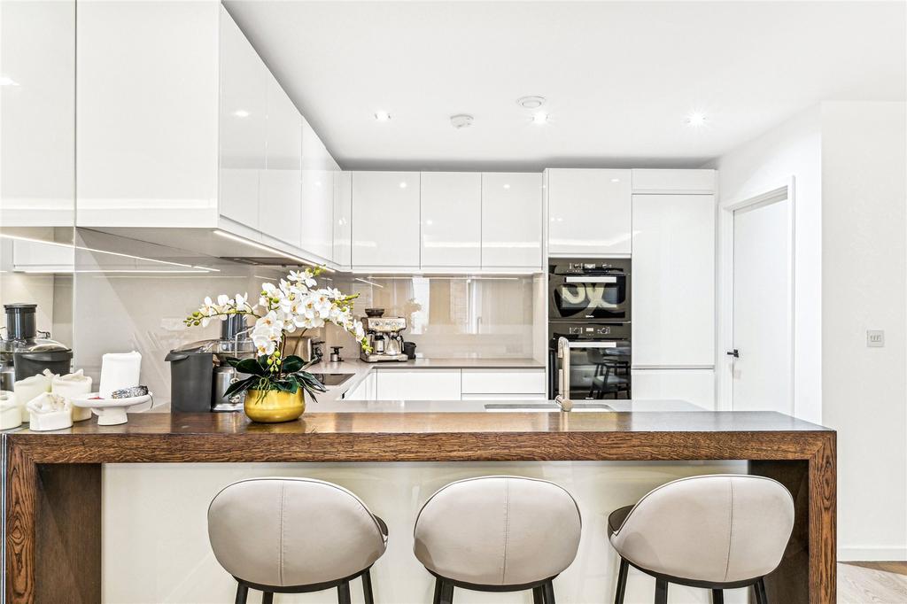 Kitchen/Reception