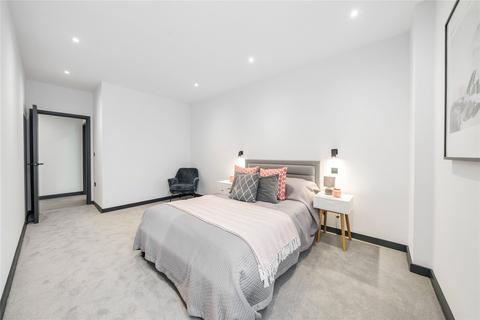 1 bedroom flat for sale, Abbots Way, Surrey KT16