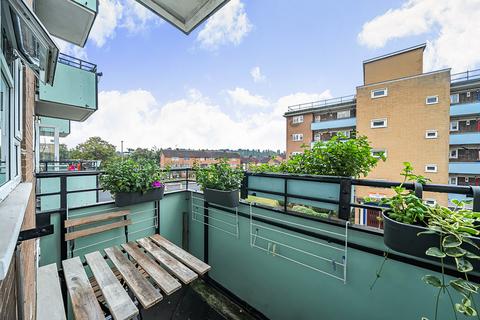 1 bedroom apartment for sale, Bromley Road, London