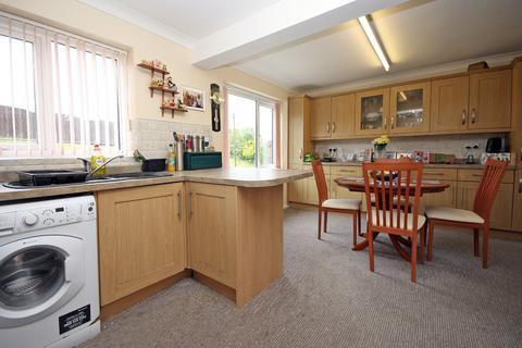 3 bedroom detached house for sale, Gorwel Estate, Amlwch, Sir Ynys Mon, LL68