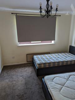 2 bedroom flat for sale, Flat 3, Gilbertstone Court, 32 Moat Lane, Yardley, Birmingham, West Midlands