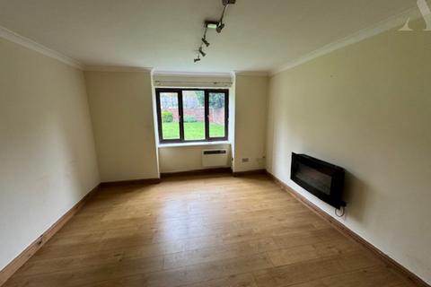 2 bedroom flat for sale, Flat 3, Gilbertstone Court, 32 Moat Lane, Yardley, Birmingham, West Midlands