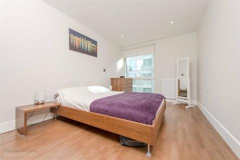 1 bedroom apartment for sale, Whitechapel High Street, Aldgate, London, E1