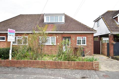 2 bedroom semi-detached bungalow for sale, Perth Road, Bridgemary