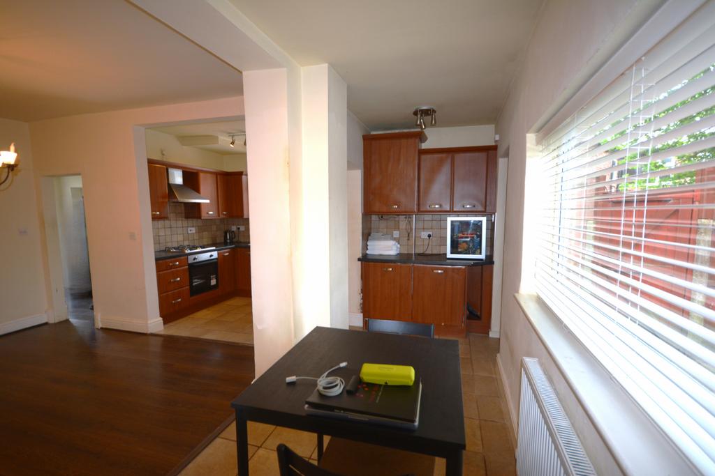 Dining / Kitchen