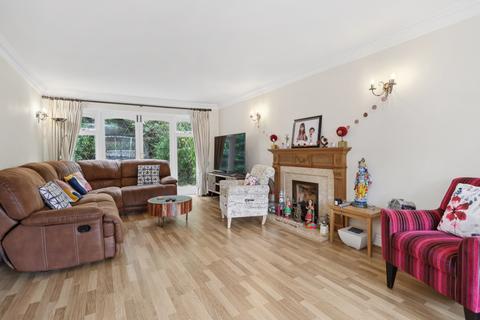 5 bedroom detached house for sale, Weylands Park, Weybridge, Surrey, KT13 0JL