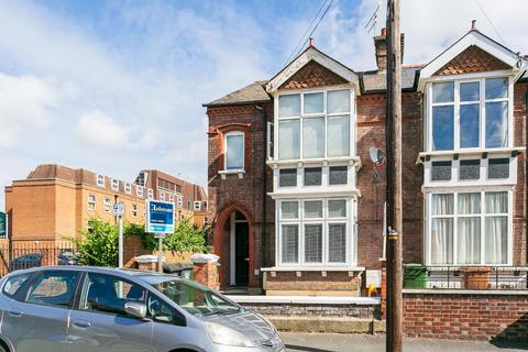 1 bedroom maisonette for sale, Canterbury Road, Watford, Hertfordshire, WD17