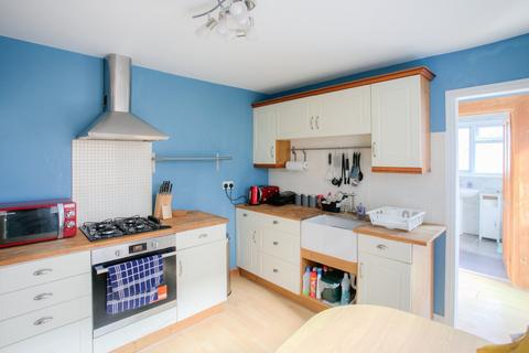 1 bedroom maisonette for sale, Canterbury Road, Watford, Hertfordshire, WD17