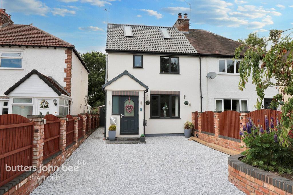 Highfield Drive, Stafford 4 bed semidetached house for sale £325,000