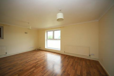 3 bedroom apartment to rent, Drivers Court, Leighton Buzzard