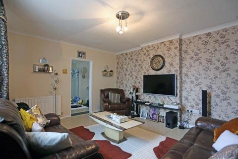 3 bedroom semi-detached house for sale, Bridgewater Road, Romford