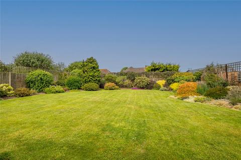 107 Marcus Avenue, Thorpe Bay, Southend-on-sea, SS1 3LQ