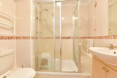 1 bedroom flat for sale, Penfold Road, Worthing, West Sussex
