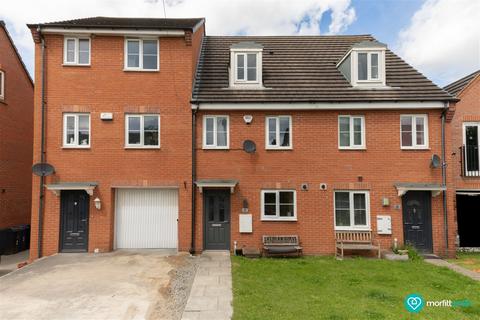 3 bedroom townhouse for sale, Belmont Drive, Penistone, S36 6GH