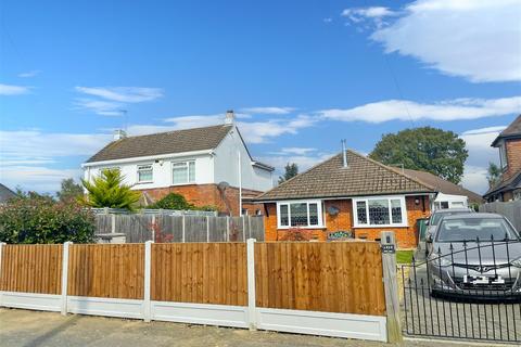 2 bedroom detached bungalow for sale, Robins Drive, Bognor Regis, West Sussex