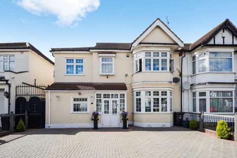 5 bedroom semi-detached house for sale, Wanstead Lane, IG1