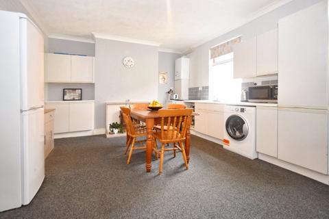 2 bedroom terraced house for sale, Park Street, Horbury, Wakefield, West Yorkshire