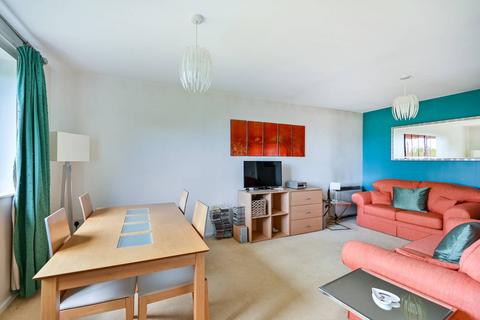 2 bedroom flat for sale, Firs Avenue, Windsor, SL4