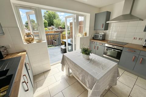 2 bedroom end of terrace house for sale, Tatnam Road, Poole, BH15